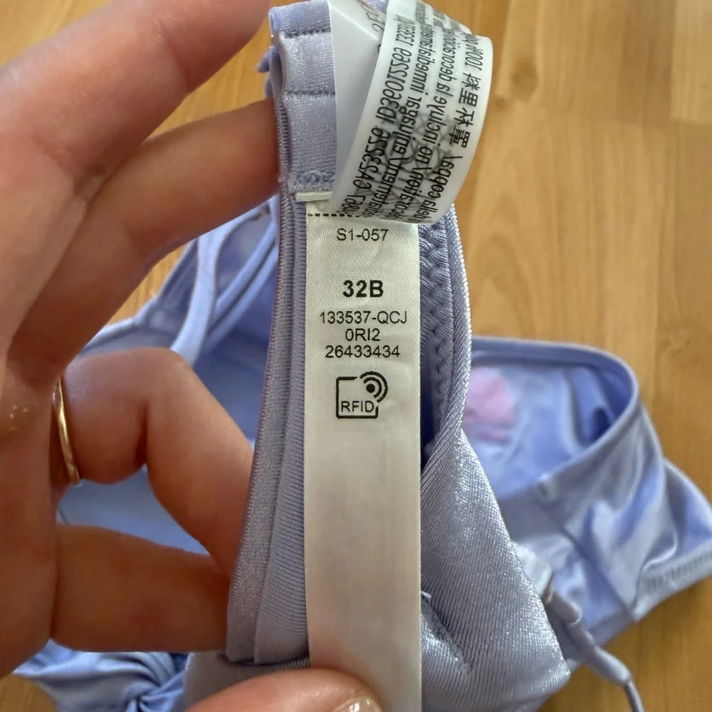 Victorias Secret Essentials Shine Twist Push-up Bikini Set Lavender small 32B - Picture 4 of 4